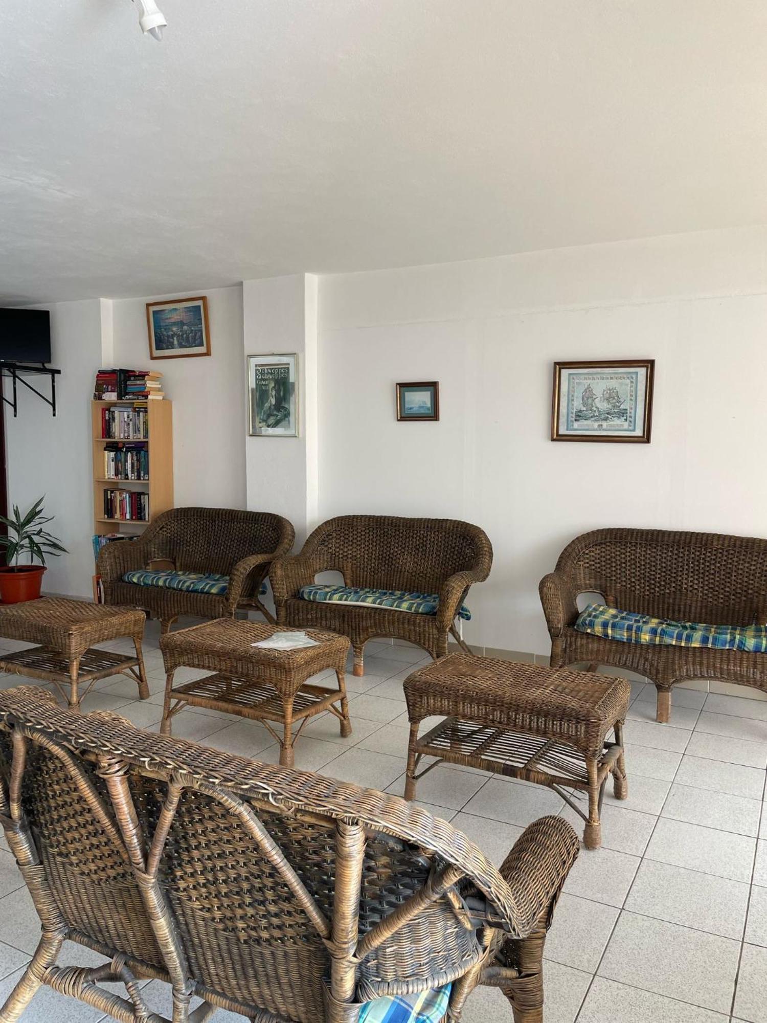 Apartamento T1 Todo Equipado Αλμπουφέιρα Εξωτερικό φωτογραφία