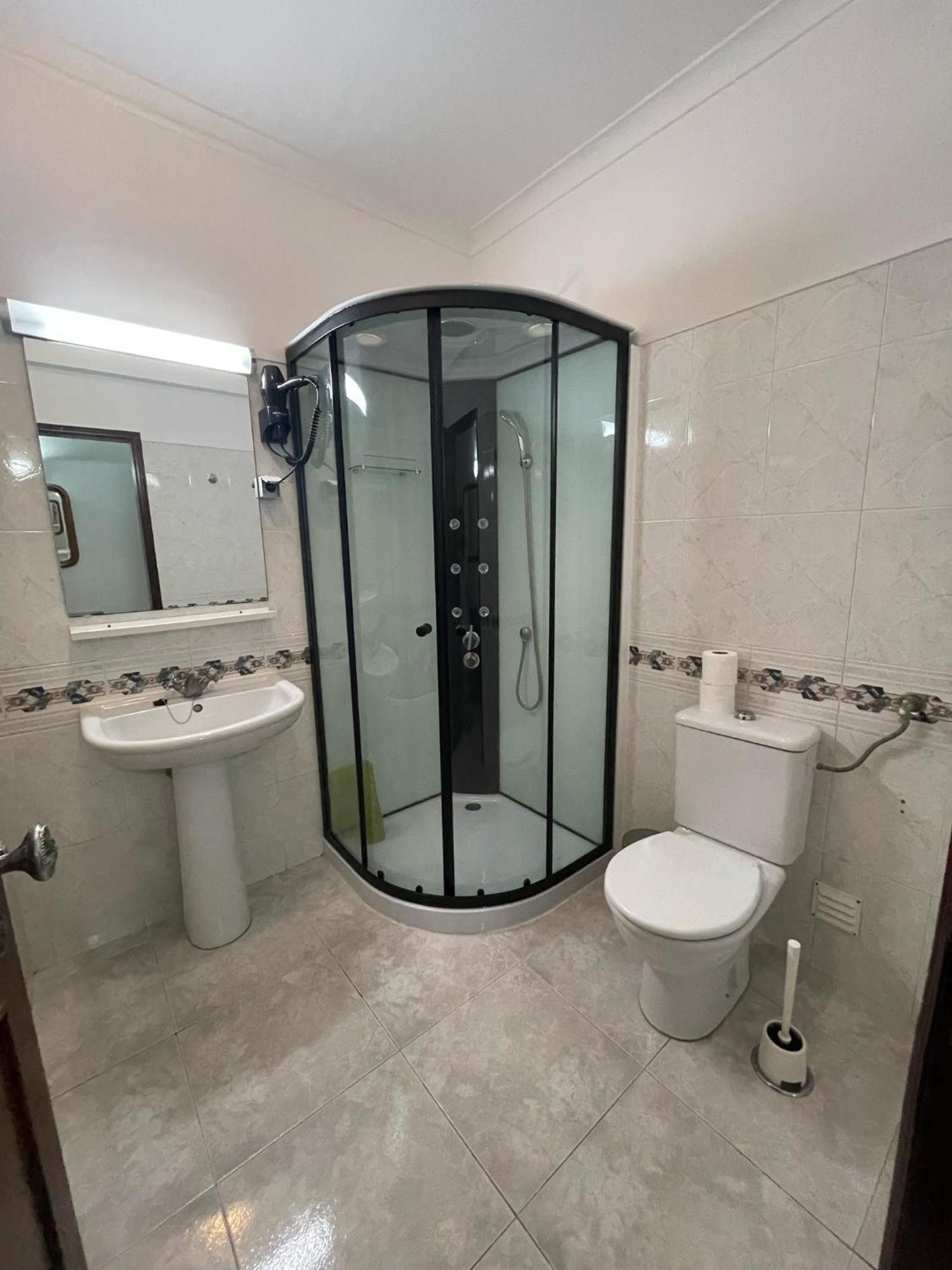 Apartamento T1 Todo Equipado Αλμπουφέιρα Εξωτερικό φωτογραφία